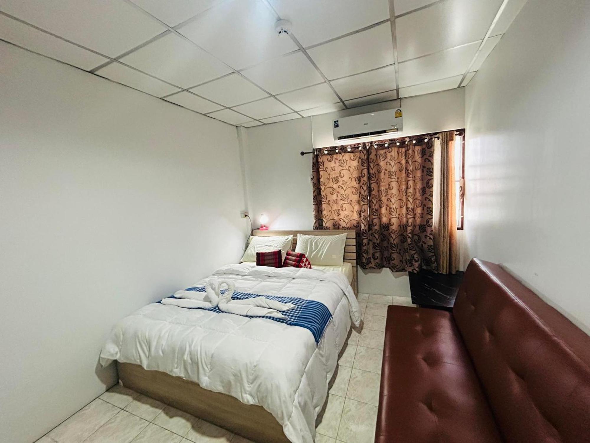Noot'S Bar And Guesthouse Kanchanaburi Exterior foto